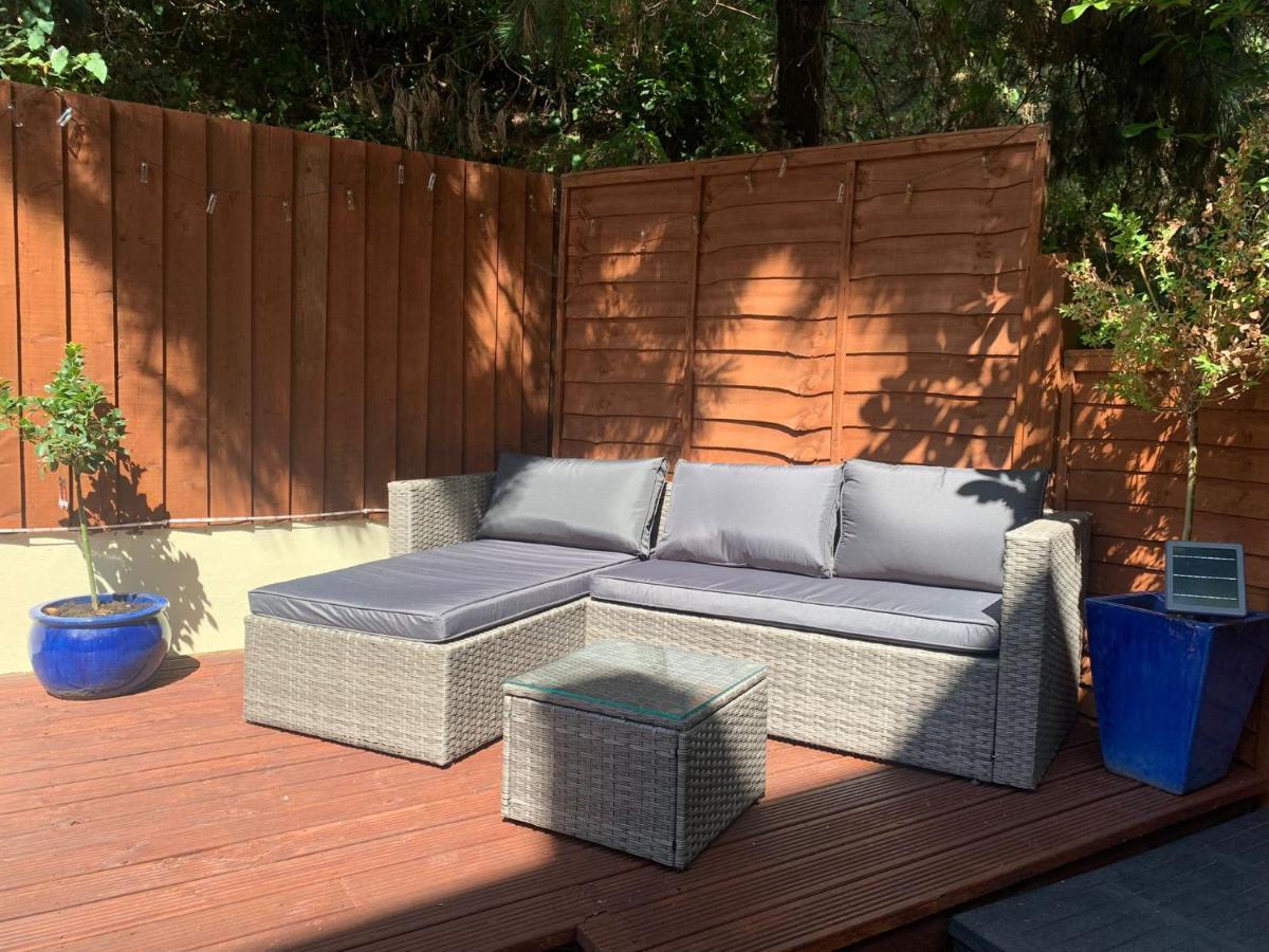 Beachfront Apartment With Bbq Sun Deck Bournemouth Exterior photo